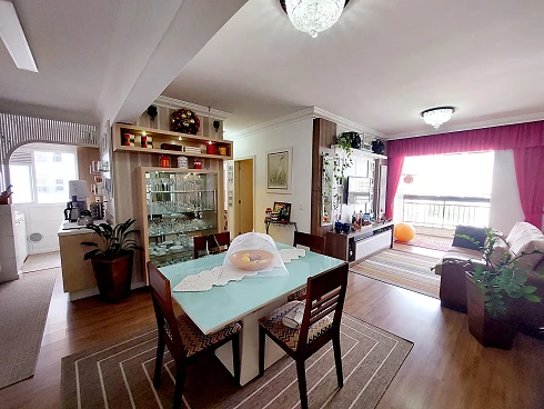 Apartamento em Kobrasol, São José