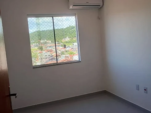 Apartamento em Serraria, São José
