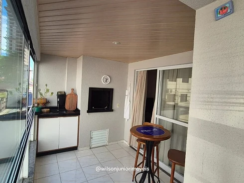 Apartamento Quadra Mar com 3 Dormitórios sendo 1 Suíte e 1 Vaga em Meia Praia - Itapema/SC - Apartamento em Meia Praia, Itapema - Foto 1