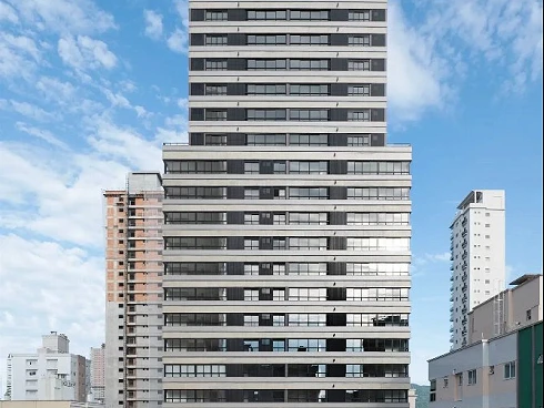 Apartamento em Meia Praia, Itapema