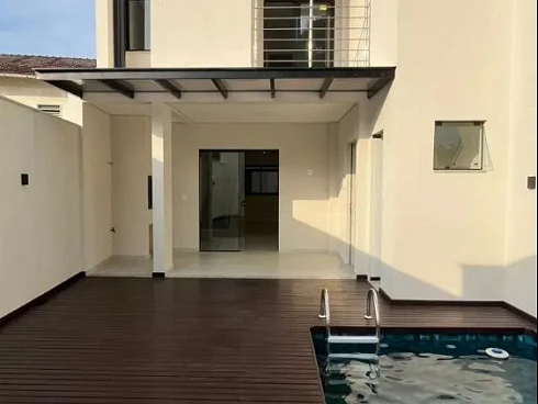 Casa em América, Joinville