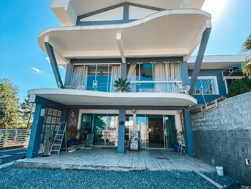 Casa em Itacolomi, Balneário Piçarras