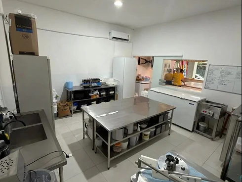 Escritório/sala em Tabuleiro, Camboriú
