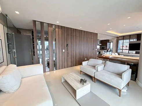Apartamento em Pioneiros, Balneário Camboriú