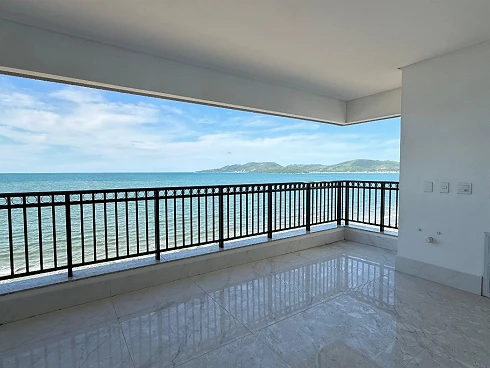 Apartamento Frente Mar com 4 Dormitórios sendo 4 Suítes e 3 Vagas de Garagem em Porto Belo/SC - Apartamento em Perequê, Porto Belo - Foto 1