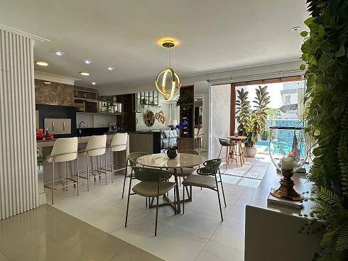 Casa em Santa Regina, Camboriú