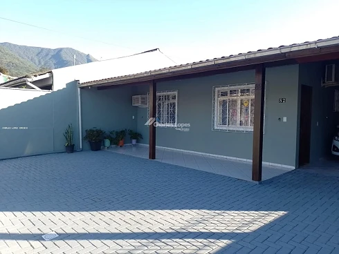Casa em Praia de Fora, Palhoça