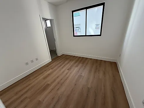 Thumbnail 30