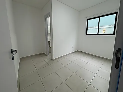 Apartamento com 2 Dormitórios sendo 1 Suíte e 1 Vaga de Garagem em Navegantes/SC - Apartamento em Gravatá, Navegantes - Foto 5