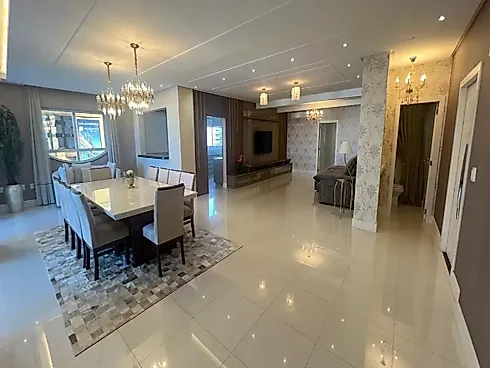 Apartamento com 4 Dormitórios sendo 4 Suítes e 2 Vagas de Garagem em Itapema/SC - Apartamento em Meia Praia, Itapema - Foto 3