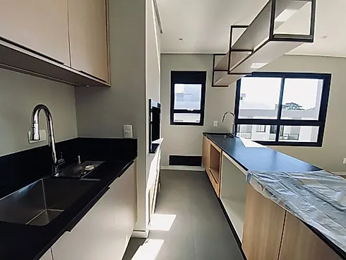 Apartamento em Cachoeira Do Bom Jesus, Florianópolis