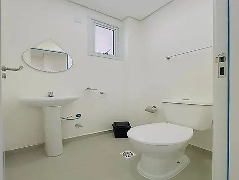 Apartamento com 2 Dormitórios sendo 2 Suítes e 1 Vaga de Garagem em Florianópolis/SC - Foto 8