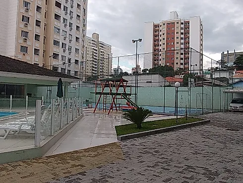 Apartamento 2 Dormitórios e Garagem Coberta em Barreiros - Foto 16