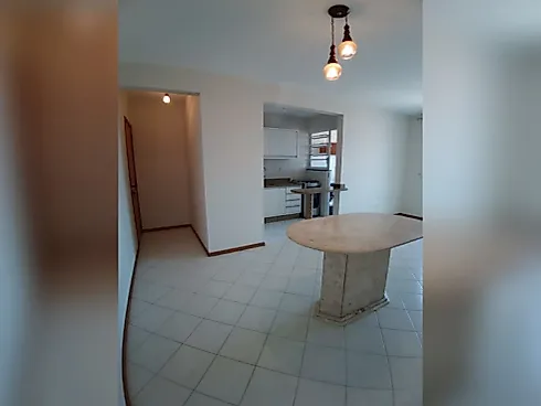 Apartamento 2 Dormitórios e Garagem Coberta em Barreiros - Foto 17