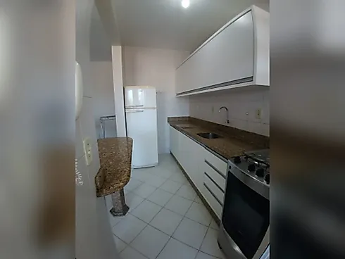 Apartamento 2 Dormitórios e Garagem Coberta em Barreiros - Foto 8