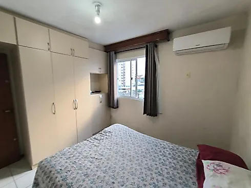 Apartamento 2 Dormitórios e Garagem Coberta em Barreiros - Foto 9