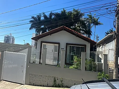 Casa 3 Quartos com 1 Suíte e 129m² - Barreiros - Casa em Barreiros, São José - Foto 1
