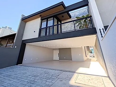 Sobrado à Venda no Residencial Los Alerces | Centro de Itajaí - Casa em Centro, Itajaí - Foto 1