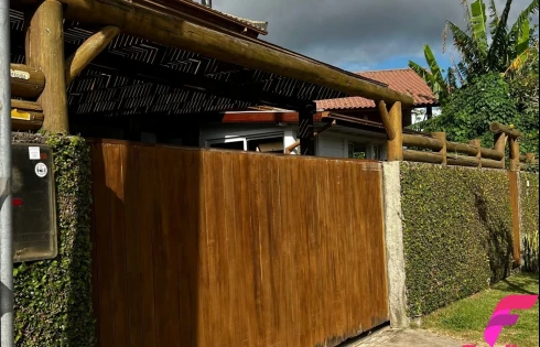 Casa 3 Dormitórios 170 m² - Rio Tavares, Florianópolis - Foto 16