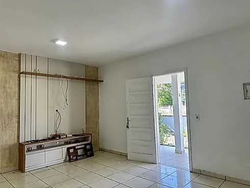Casa com 3 Dormitórios e 2 Vagas, 850m da Praia do Gravatá - Navegantes/SC - Apartamento em Gravatá, Navegantes - Foto 2