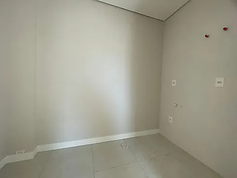 Apartamento Frente Mar com 3 Dormitórios sendo 1 Suíte e 1 Vaga em Navegantes/SC - Apartamento em Gravatá, Navegantes - Foto 4
