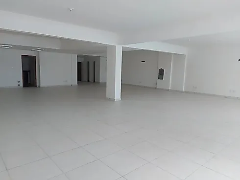 Sala Comercial Locada no Bairro Pioneiros em Balneário Camboriú - Escritório/sala em Pioneiros, Balneário Camboriú - Foto 3