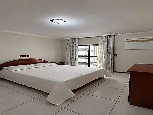 Apartamento com 3 Dormitórios sendo 1 Suíte e 1 Vaga de Garagem em Itapema/SC - Apartamento em Meia Praia, Itapema - Foto 4
