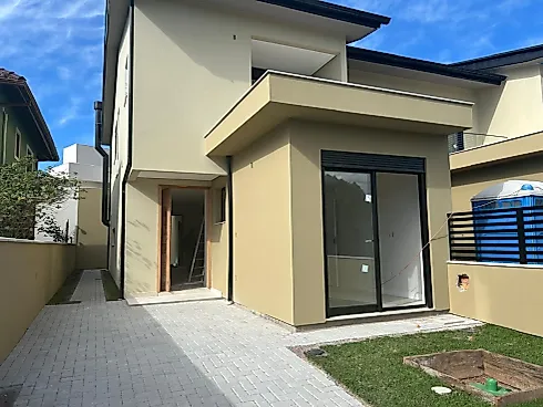 Casa 4 Dormitório com 130m no Campeche - Casa em Campeche, Florianópolis - Foto 1