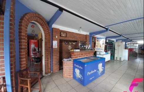 Loja térrea em Pântano do Sul, Florianópolis