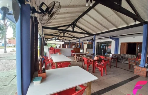 Loja térrea em Pântano do Sul, Florianópolis