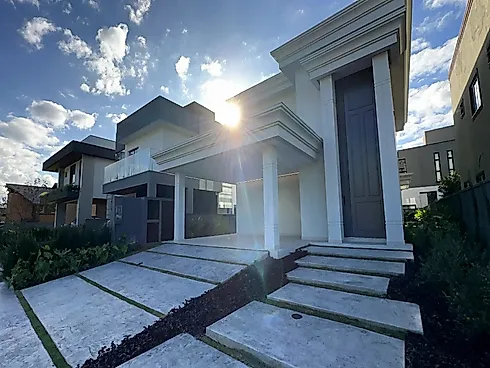 Casa Nova Alto Padrão Condomínio Caledônia com 4 Suítes, sendo 1 no Piso Térreo - Foto 22