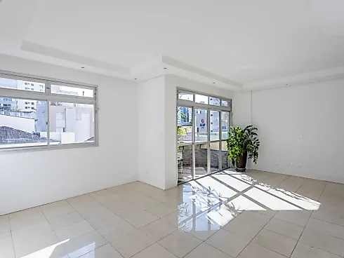 Apartamento 4 Quartos com 2 Suítes e 211m² - Centro - Foto 30
