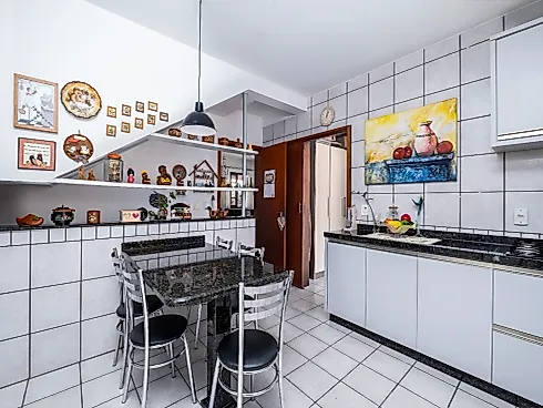 Casa com 4 Dormitórios, Piscina e Churrasqueira no Bairro João Paulo - Foto 14