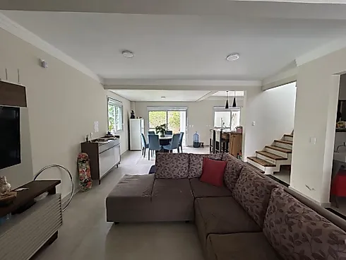 Casa 5 Dormitórios sendo 4 Suítes Ribeirão da Ilha - Foto 22