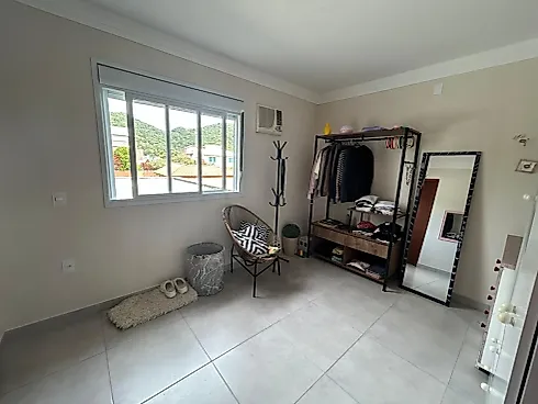 Casa 5 Dormitórios sendo 4 Suítes Ribeirão da Ilha - Foto 8