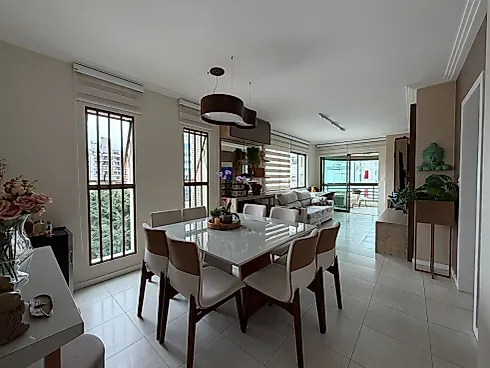 Apartamento 3 Suítes - Centro - Florianópolis