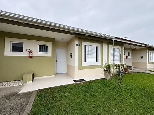 Casa em condomínio em Vale Verde, Palhoça