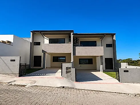 Casa 3 Quartos 95m² 1 Suíte no Residência Arthur - Potecas