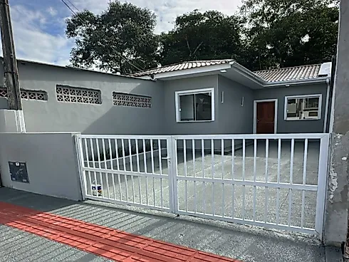 Casa em Forquilhas Leste, São José