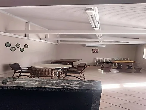 Apartamento com 2 Dormitórios sendo 1 Suíte e 1 Vaga de Garagem no Centro de Balneário Camboriú - Foto 19
