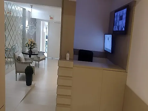 Apartamento com 2 Dormitórios sendo 1 Suíte e 1 Vaga de Garagem no Centro de Balneário Camboriú - Foto 24