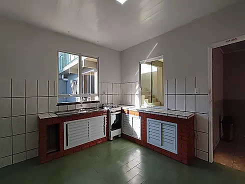Casa com 3 Dormitórios sendo 1 Suíte e 2 Vagas de Garagem no Bairro São Judas Itajai/SC - Foto 12