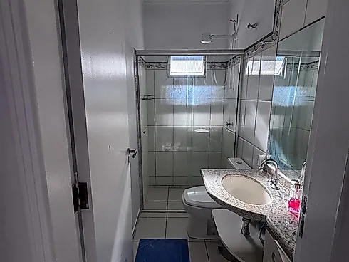 Casa com 3 Dormitórios sendo 1 Suíte e Vaga Coberta para 2 Carros em Itajaí - Foto 17