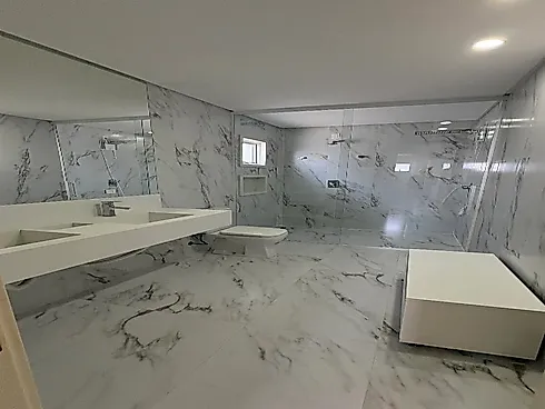 Casa Mobiliada no Condomínio Caledônia com 4 Dormitórios sendo 3 Suítes e 4 Vagas em Camboriú - Foto 18