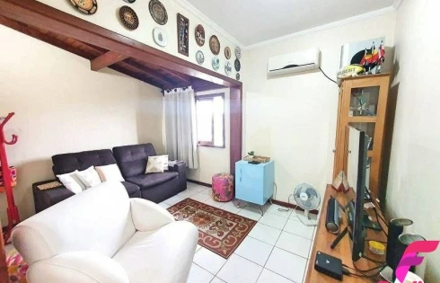 Casa em Carianos, Florianópolis