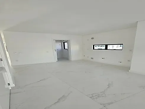 Apartamento em Meia Praia, Itapema
