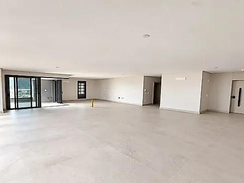 Apartamento Luxuoso Recém Entregue com 4 Suítes na Barra Sul - Foto 3