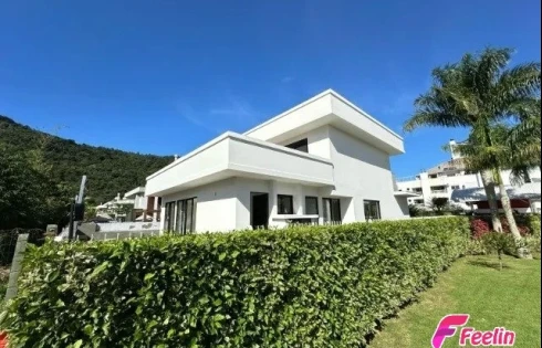 Casa em Cachoeira do Bom Jesus, Florianópolis