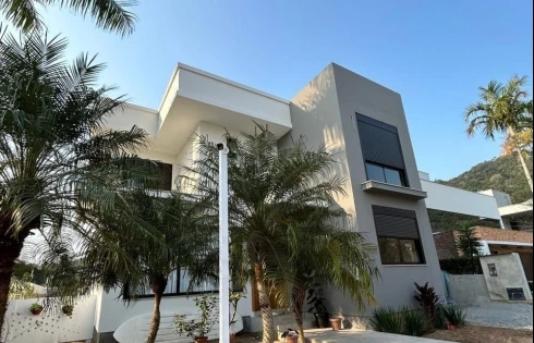 Casa em Cachoeira do Bom Jesus, Florianópolis