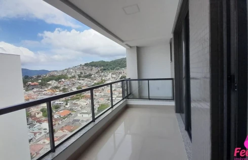 Apartamento em Agronômica, Florianópolis